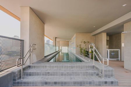 Studio à venda com 24m², 1 quarto e sem vagaÁrea comum - Piscina