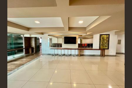 Apartamento à venda com 170m², 4 quartos e 3 vagas Apartamento à venda com 170m², 4 quartos e 3 vagasÁrea comum - Salão de festas
