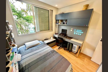 Apartamento à venda com 170m², 4 quartos e 3 vagas Apartamento à venda com 170m², 4 quartos e 3 vagasQuarto 2