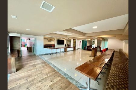 Apartamento à venda com 170m², 4 quartos e 3 vagas Apartamento à venda com 170m², 4 quartos e 3 vagasÁrea comum - Salão de festas