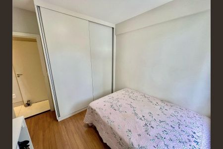 Apartamento à venda com 170m², 4 quartos e 3 vagas Apartamento à venda com 170m², 4 quartos e 3 vagasQuarto 1