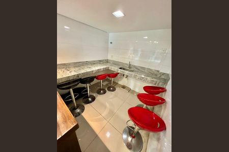 Apartamento à venda com 170m², 4 quartos e 3 vagas Apartamento à venda com 170m², 4 quartos e 3 vagasÁrea comum - Salão de festas