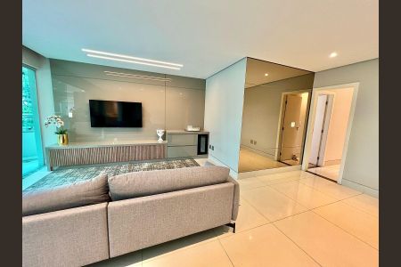 Apartamento à venda com 170m², 4 quartos e 3 vagas Apartamento à venda com 170m², 4 quartos e 3 vagasSala