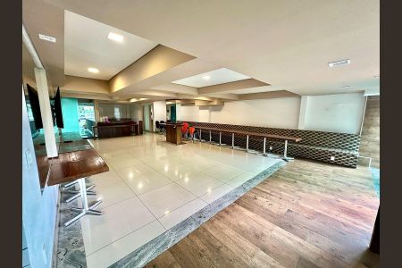 Apartamento à venda com 170m², 4 quartos e 3 vagas Apartamento à venda com 170m², 4 quartos e 3 vagasÁrea comum - Salão de festas