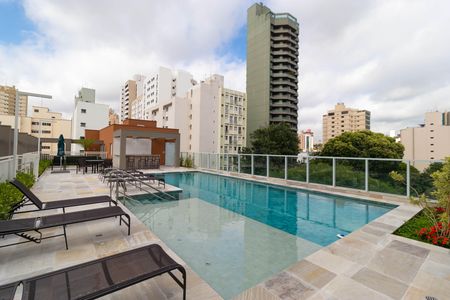 Studio à venda com 41m², 1 quarto e 1 vaga Studio à venda com 41m², 1 quarto e 1 vagaÁrea comum - Piscina