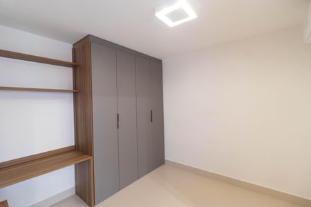 Studio à venda com 41m², 1 quarto e 1 vaga Studio à venda com 41m², 1 quarto e 1 vagaQuarto
