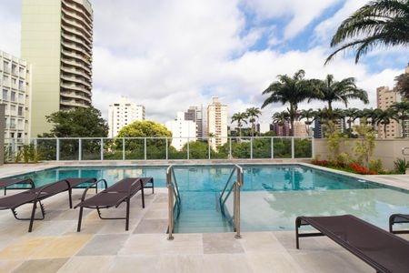 Studio à venda com 41m², 1 quarto e 1 vaga Studio à venda com 41m², 1 quarto e 1 vagaÁrea comum - Piscina