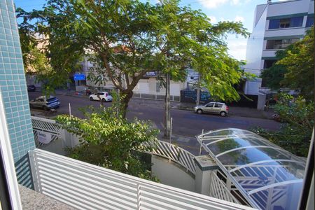 Apartamento à venda com 98m², 3 quartos e 2 vagasQuarto 3 - Vista