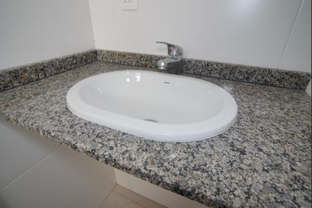 Apartamento à venda com 98m², 3 quartos e 2 vagasBanheiro da Suíte