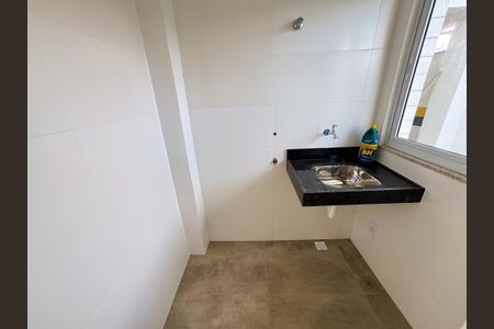 Apartamento à venda com 116m², 2 quartos e 2 vagas Apartamento à venda com 116m², 2 quartos e 2 vagasÁrea de Serviço