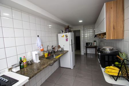 Apartamento à venda com 114m², 3 quartos e 3 vagas Apartamento à venda com 114m², 3 quartos e 3 vagasCozinha