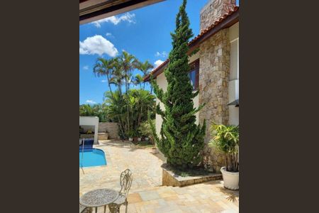 Casa à venda com 431m², 5 quartos e 6 vagas