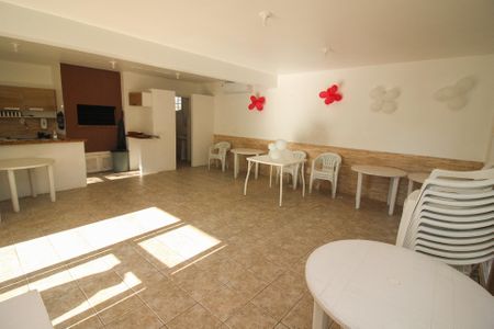 Casa de condomínio à venda com 118m², 2 quartos e 4 vagasÁrea comum - Salão de festas