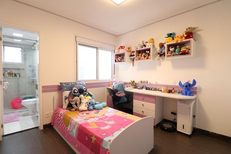 Apartamento à venda com 142m², 3 quartos e 2 vagasSuíte 1