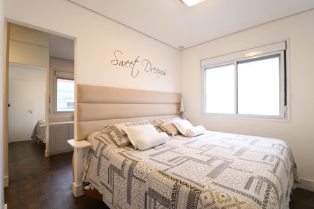 Apartamento à venda com 142m², 3 quartos e 2 vagasSuíte 2