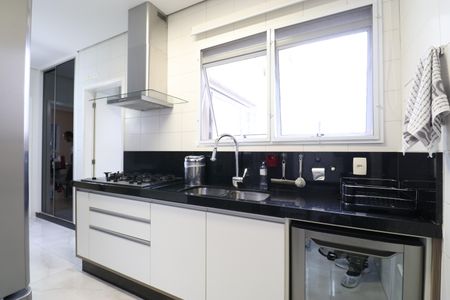 Apartamento à venda com 142m², 3 quartos e 2 vagasCozinha