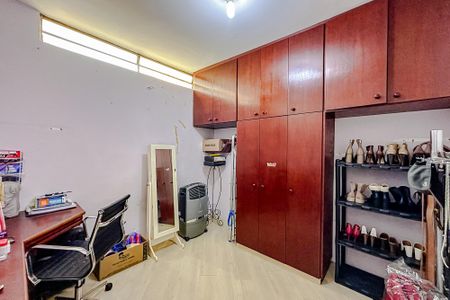 Casa à venda com 130m², 3 quartos e 3 vagasQuarto 2