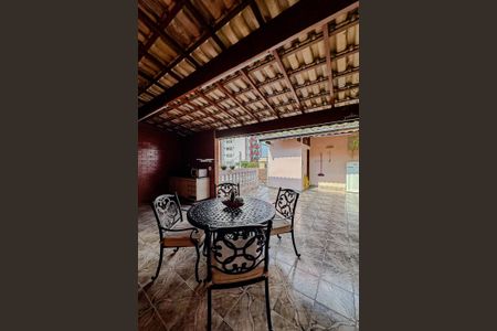 Casa à venda com 130m², 3 quartos e 3 vagasÁrea externa