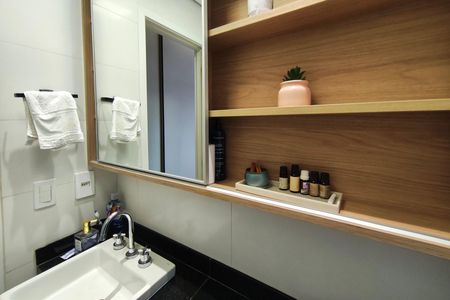 Apartamento à venda com 75m², 2 quartos e 2 vagasBanheiro Suíte 2