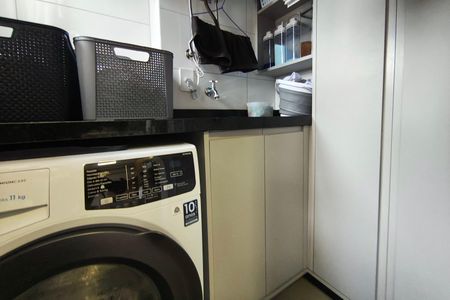 Apartamento à venda com 75m², 2 quartos e 2 vagasCozinha e Área de Serviço