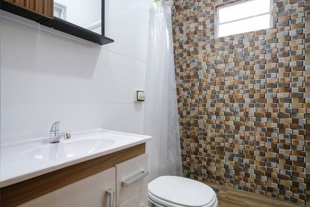 Casa à venda com 124m², 4 quartos e 2 vagasBanheiro 2