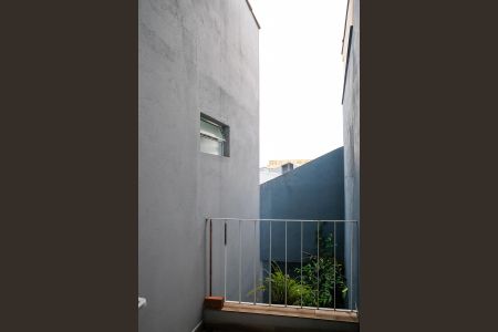 Casa à venda com 124m², 4 quartos e 2 vagasVaranda