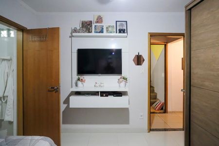 Casa à venda com 124m², 4 quartos e 2 vagasSuíte