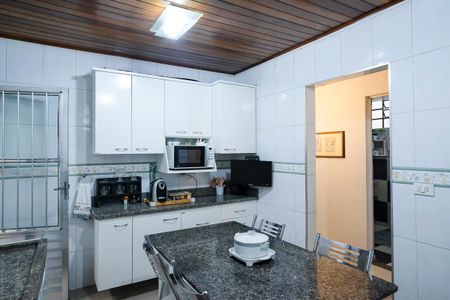 Casa à venda com 124m², 4 quartos e 2 vagasCozinha 1