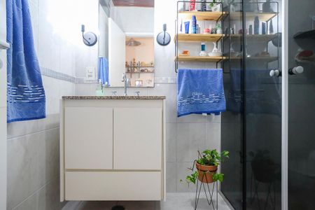 Casa à venda com 124m², 4 quartos e 2 vagasBanheiro 1