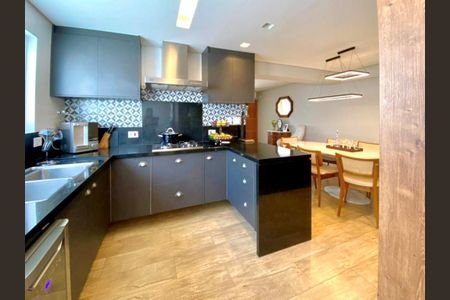 Apartamento à venda com 168m², 4 quartos e 2 vagas Apartamento à venda com 168m², 4 quartos e 2 vagasFoto 20