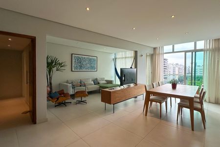 Apartamento à venda com 125m², 2 quartos e sem vagaSala