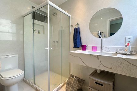 Apartamento à venda com 125m², 2 quartos e sem vagaSuíte Suíte Banheiro