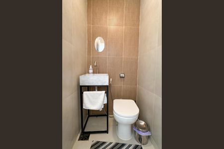 Apartamento à venda com 125m², 2 quartos e sem vagaLavabo