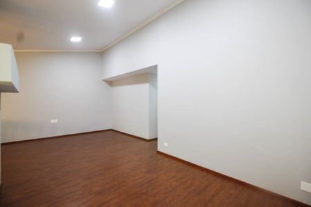 Casa à venda com 650m², 4 quartos e 4 vagas Casa à venda com 650m², 4 quartos e 4 vagasSala de estar
