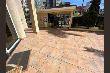 Apartamento à venda com 121m², 3 quartos e 3 vagas