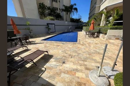 Apartamento à venda com 121m², 3 quartos e 3 vagas