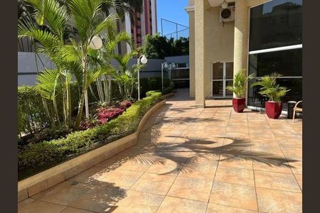 Apartamento à venda com 121m², 3 quartos e 3 vagas