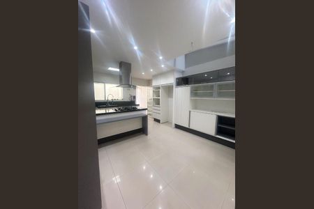 Casa à venda com 141m², 3 quartos e 2 vagas Casa à venda com 141m², 3 quartos e 2 vagasFoto 04