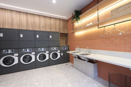 Apartamento à venda com 26m², 1 quarto e sem vagaÁrea comum - Lavanderia Coletiva