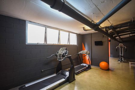 Apartamento à venda com 64m², 3 quartos e 2 vagas Apartamento à venda com 64m², 3 quartos e 2 vagasAcademia