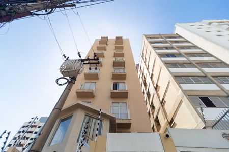 Apartamento à venda com 47m², 1 quarto e 1 vaga Apartamento à venda com 47m², 1 quarto e 1 vagaFachada