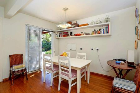 Casa à venda com 878m², 4 quartos e 8 vagas Casa à venda com 878m², 4 quartos e 8 vagasFoto 34