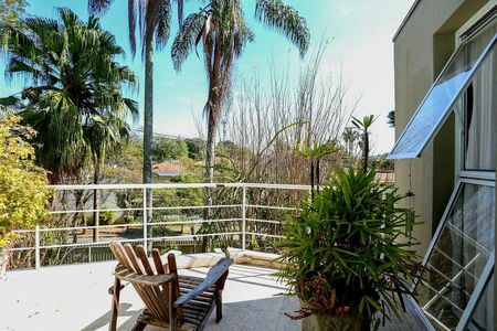 Casa à venda com 878m², 4 quartos e 8 vagas Casa à venda com 878m², 4 quartos e 8 vagasFoto 44