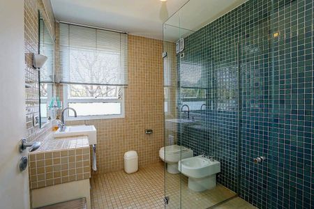 Casa à venda com 878m², 4 quartos e 8 vagas Casa à venda com 878m², 4 quartos e 8 vagasFoto 40