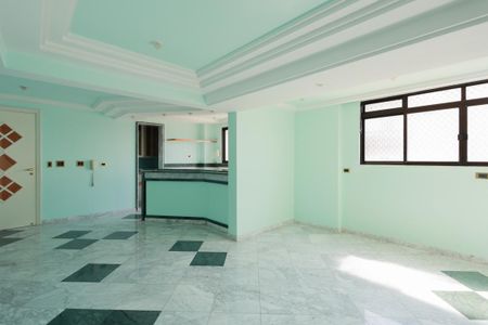 Apartamento à venda com 490m², 4 quartos e 5 vagas Apartamento à venda com 490m², 4 quartos e 5 vagasCozinha 2