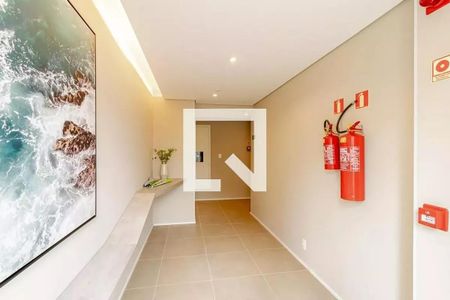 Apartamento à venda com 40m², 2 quartos e 1 vaga Apartamento à venda com 40m², 2 quartos e 1 vagaHall Social