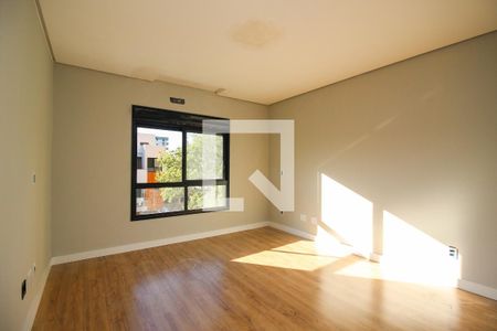 Casa de condomínio à venda com 167m², 4 quartos e 2 vagas Casa de condomínio à venda com 167m², 4 quartos e 2 vagasSuíte 3