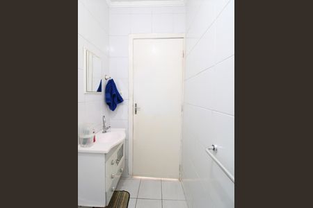 Casa à venda com 93m², 2 quartos e 2 vagasBanheiro