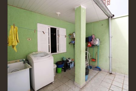 Casa à venda com 93m², 2 quartos e 2 vagasÁrea de Serviço