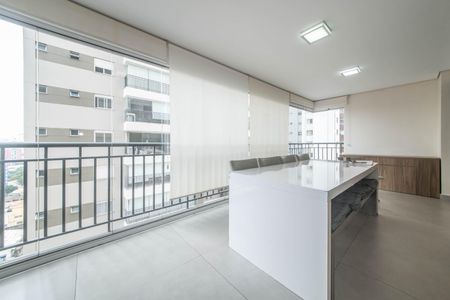 Apartamento à venda com 115m², 3 quartos e 2 vagasVaranda